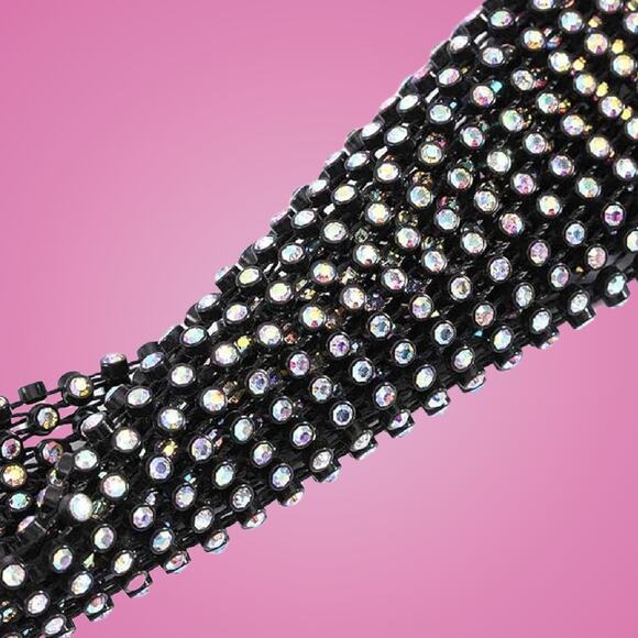 Sparkly Black Rhinestone Mesh Masquerade & Halloween Mask - Picture 3 of 4